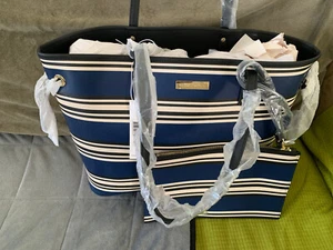 Borsa grande Trina Turk a righe blu con polso nuova con etichetta - Foto 1 di 8