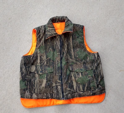 REVERSIBLE HUNTING CAMO BLAZE ORANGE ZIP UP  VEST 2 XL  CONCEAL  LIGHTWEIGHT - Image 1 of 4