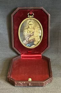 ANTIQUE HAND PAINTED VIRGIN MARY & CHILD TRAVEL ICON IN LEATHER CASE-556 - Picture 1 of 10