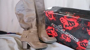 Fergalicious By Fergie Boots Women’s 6 M Lexi Tall Side Zip Riding Boot Brown - Picture 1 of 13