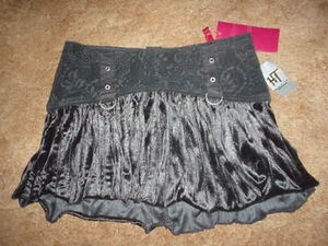 LDIE'S/JUNIOR'S (TRIPP NYC) SCHWARZ GOTISCHER SAMT MINIROCK (GRÖSSE - XS) - NEU - Bild 1 von 8