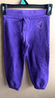 PANTALONES DEPORTIVOS JÓVENES MORADOS MEDIANOS TOTAL NIÑA CORAZÓN Foto 1 de 4