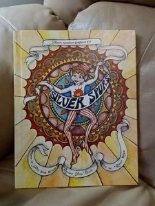 LOOK! 👀 AUTOGRAPHED Knigge "Silver Spurs Santa's Smallest Brightest Elf" (1975) - Picture 1 of 12