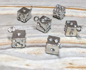 Dados Dijes Cubo Estrás 11mm Tono Plateado Hágalo usted mismo Haciendo 6 piezas - Imagen 1 de 12