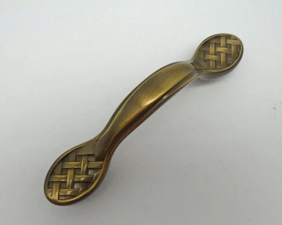  Tirador de gabinete tejido clásico Creations by Alno inglés antiguo A1485-3-AE 684I Foto 1 de 3