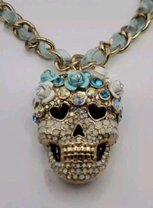 Betsey Johnson Skull Blue and White with Flowers Necklace - Picture 1 of 2