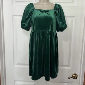 NWT Copper Key Girls XL 16 Holiday Dress Green Velvet SS Smocked Wedding Pockets - Picture 1 of 8