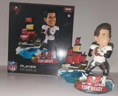 Tom Brady Tampa Bay Buccaneers Super Bowl LV Barco Pirata Bobblehead Foto 1 de 4