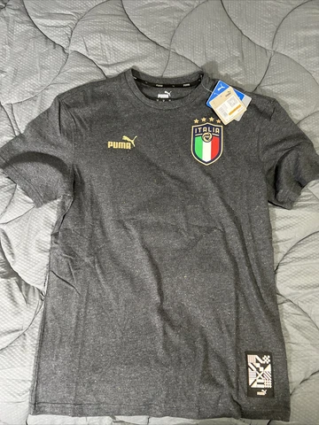 New men’s XL puma Italian national soccer team t-shirt $35 Cover