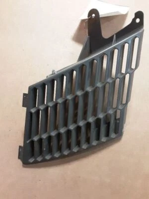 Passenger Right Grille Fits 03-05 SUNFIRE 1411958 - Image 1 of 4