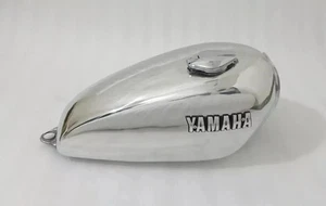 YAMAHA XS650 XS 650 1983 Polieren AluminiumKraftstoff-Benzin-Gastank + Kappe - Picture 1 of 19