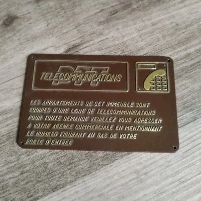 ANCIENNE PLAQUE PLASTIQUE Télécommunications PTT - Photo 1/2