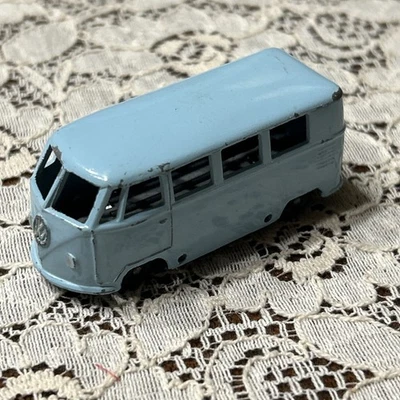 Furgoneta microbus vintage Volkswagen VW No. 12 juguetes diecast metal azul claro Inglaterra Foto 1 de 4