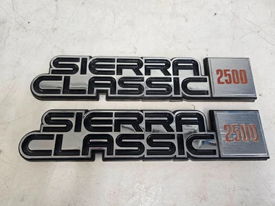 GMC GUARDABARROS INSIGNIA MOLDURA SIERRA CLASSIC 2500 1981-1987 Foto 1 de 4