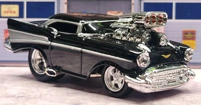 Funline 2001 escala 1:64 máquinas musculares • Chevrolet Bel Air 1957 negro [01-43] Foto 1 de 4