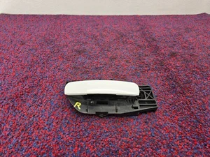 DODGE CHALLENGER R/T 392 15-23 OEM RIGHT PASSENGER KEYLESS ENTRY DOOR HANDLE - Picture 1 of 6