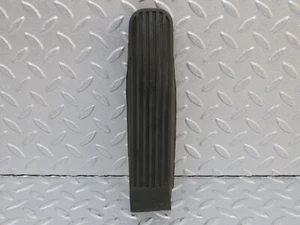 ⚙40218⚙ Mercedes-Benz W110 230 Accelerator Pedal Rubber 1103000002 - Picture 1 of 7