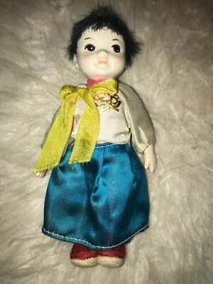 VDS POUPÉE ANCIENNE CHINOISE EN COMPOSITION 16 CM EN HABIT TRADITIONNEL  - Photo 1/4