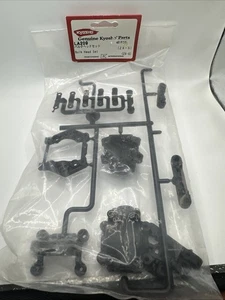 Juego de cabezales traseros a granel Kyosho LA209 (ZX-5) (TF-5) piezas de plástico piezas raras - Imagen 1 de 1