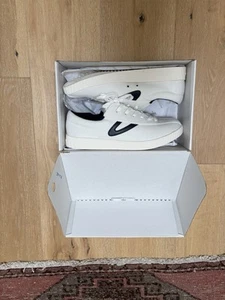 Zapatillas Tenis Tretorn Nylite Para Hombre Talla 10 Blanco Azul Marino Goma Lona Azul Marino - Imagen 1 de 9