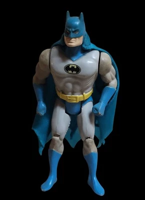 Kenner DC Super Powers Batman Vintage Original 1984 action figure with Comic - Image 1 of 3