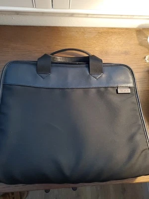 Сумка-органайзер Tumi черная 11 x 13 дюймов для ноутбука - Изображение 1 из 4