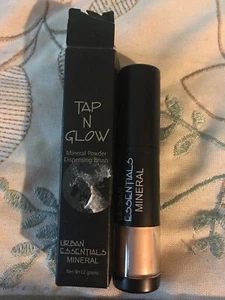 Urban Essentials Tap N Glow Loose Mineral Powder Foundation First Day NIB NEW - Picture 1 of 3
