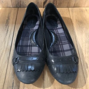 Born Halia Ballet Flats Womens Sz 8.5 Black Leather Shoes Fringe Kiltie Detail - Bild 1 von 11