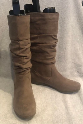 St.John's Bay Kellman Women's Taupe Suede Boots Size 7 M - Image 1 of 4