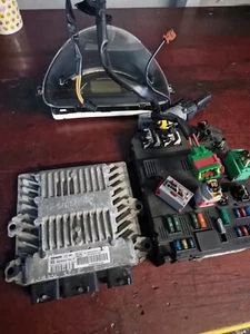 Citroen C3 1.4 HDI DIESEL KOMPLETTES ECU-KIT 9648624280 9653447480 ORIGINAL C5 - Bild 1 von 6