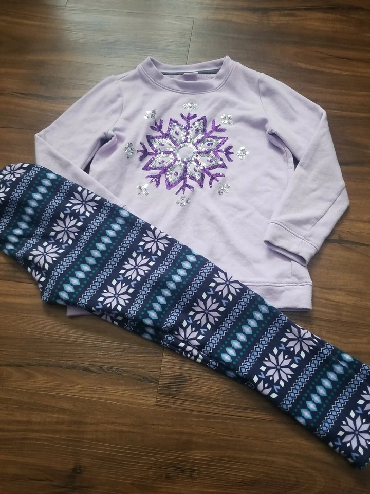 GYMBOREE FLEECE OUTFIT GIRLS YOUTH MEDIUM PURPLE BLEMISH ON SHOULDER  - Image 1 of 4