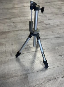 Slik 500G Lightweight Compact Aluminum Camera Tripod! Clamp Is Cracked!! - Picture 1 of 14