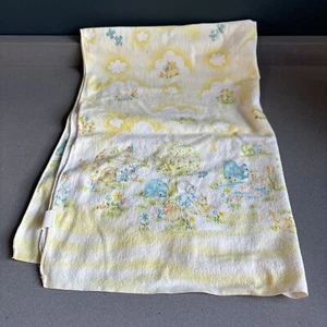 VINTAGE Dundee Flannel Receiving Blanket Bears Bunny Rabbit Cat Farm Yellow - Picture 1 of 13