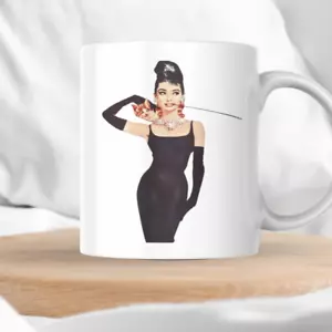 Audrey Hepburn Breakfast at Tiffany's 11oz Mug Gift - Picture 1 of 2