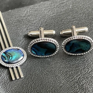 Shell Craft Tie Pin and Cuff Set Vintage Used - Picture 1 of 4