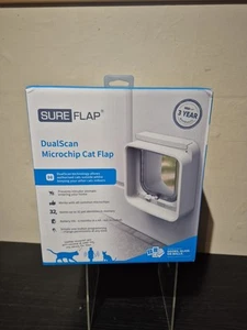 SureFlap DualScan Microchip Cat Flap - Blanco (N6) - Imagen 1 de 6
