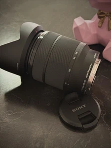 Sony Alpha SEL2870 28-70 mm F/3.5-5.6 IS AF OSS FE Objektiv - Bild 1 von 3