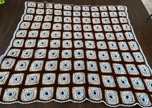 Vintage 1970s Crochet Knit Handmade Blanket King Size Flowers Brown Blue Beige - Picture 1 of 3