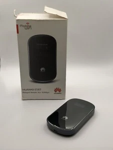 Huawei E587 Mobile 3G Modem With Charging Cable In Box - Foto 1 di 3