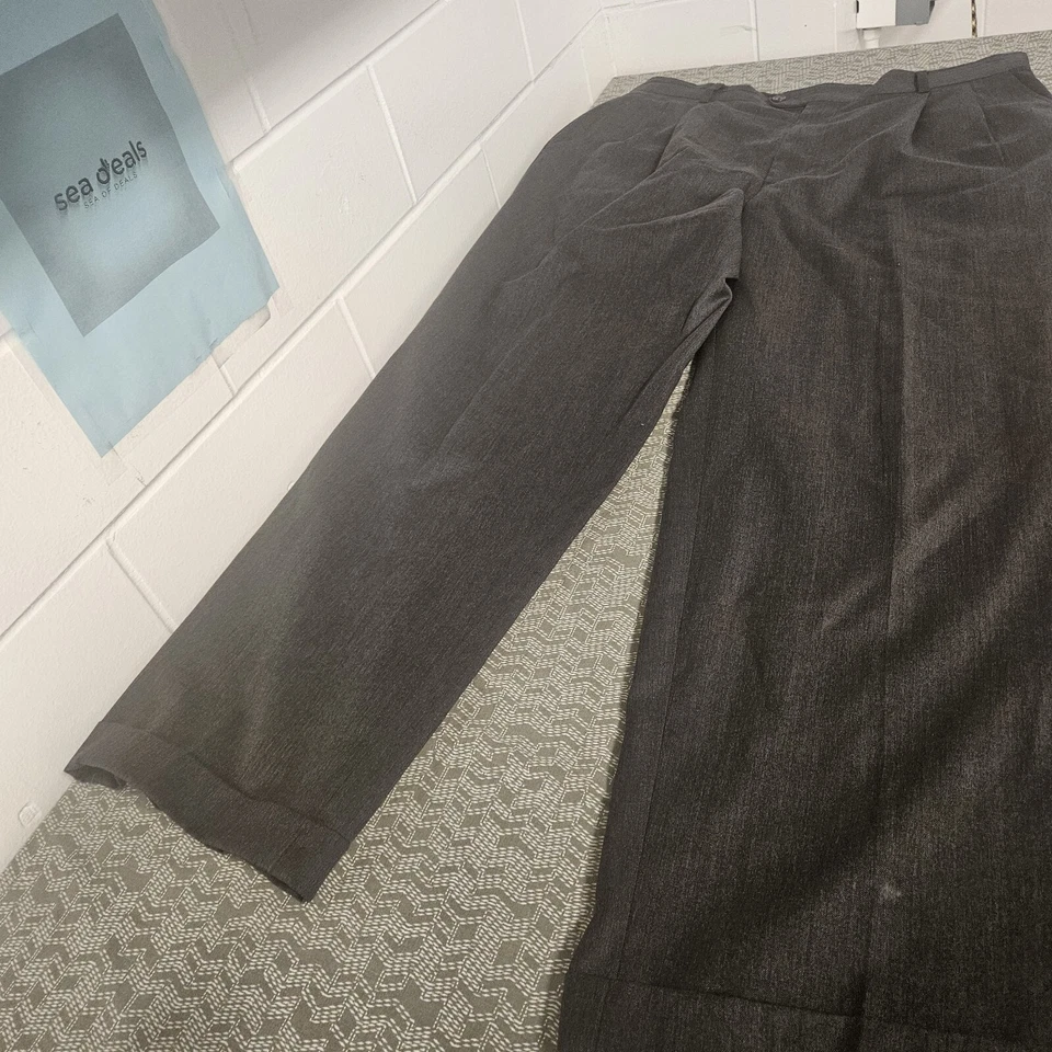 Kirkland Dress Pants Mens 34x30 Charcoal Gray Wool Made In Italy Super 100's - Image 1 of 4