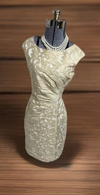 Ralph Lauren Dress Size 6 Fits Like 4 Sheath Dress Gold And Cream Jacquard Cinch - Image 1 of 4