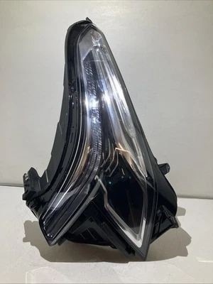 Оригинальная правосторонняя светодиодная фара для Cadillac XT5 2020–2025 годов выпуска 1657 - Изображение 1 из 4