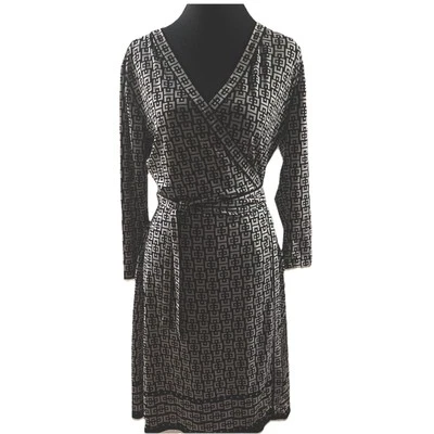 Max Studio Women's size M TrueWrap Dress Long Sleeve Black/whiteGeometric Print - Image 1 of 4