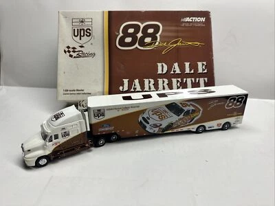 Remolque Dale Jarrett #88 2001 1/64 UPS color cromo acción 1/504  Foto 1 de 4