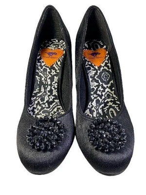 Rocket Dog Black Satin Bead Embellished Front 4" Stiletto Slip On Pumps Size 8M - Image 1 of 4