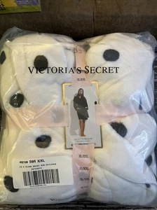 Victoria’s Secret Short Cozy Robe Plush Fleece Robe White Black Dot Xl/XXL New - Picture 1 of 5