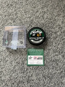 PATRICK KANE Warmup used 1000th game puck -Beckett - Picture 1 of 2