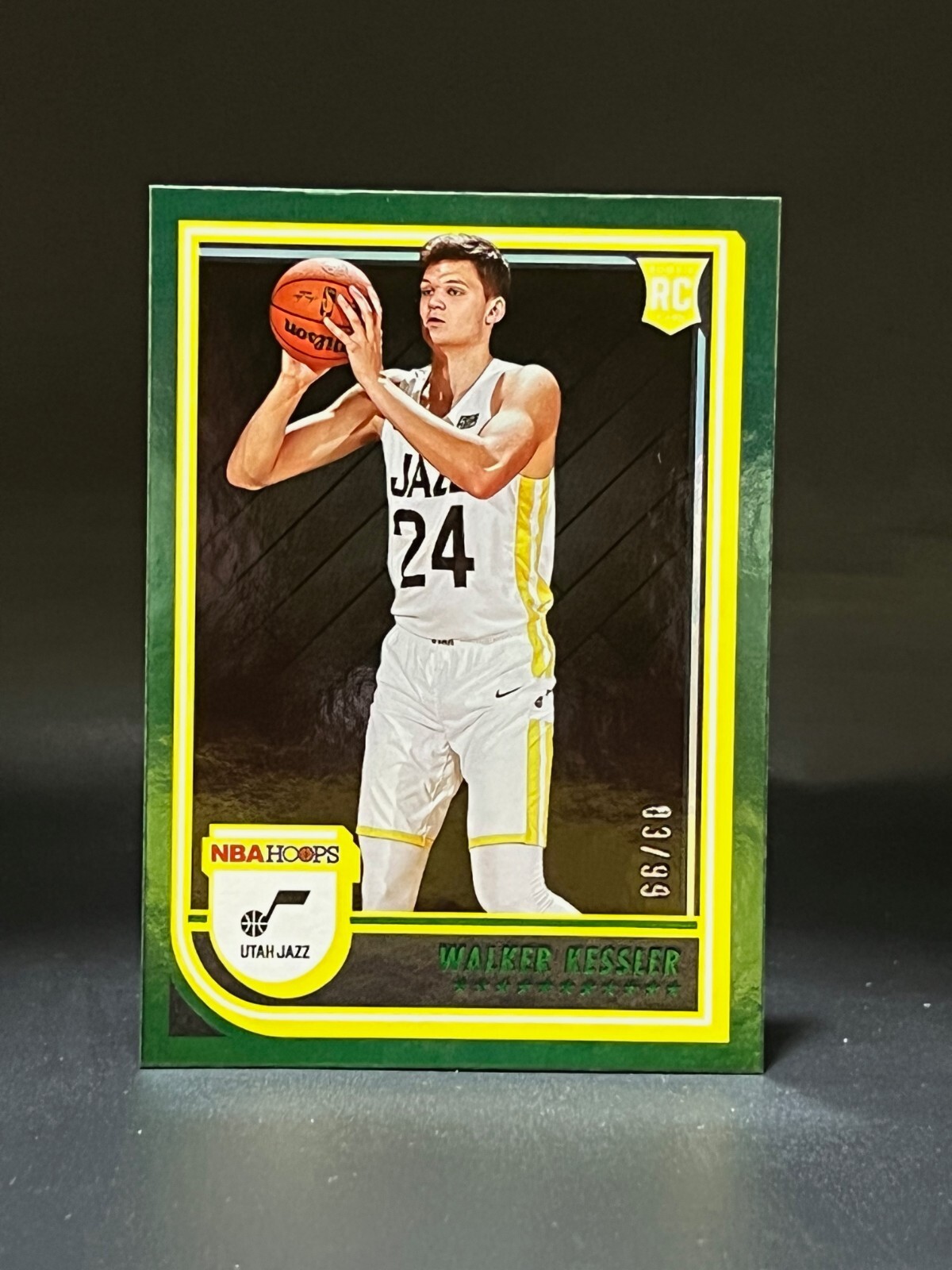 Walker Kessler 2022-23 Panini NBA Hoops #252 Green parallel SP 35/99 Rookie Card