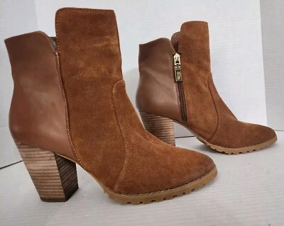 Botín Tahari Mujer Talla 8.5 "Glenn" Marrón Camel Gamuza Tacón Bloque Tobillo Foto 1 de 4
