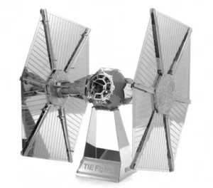 Metal Earth STAR WARS TIE FIGHTER ASSEMBLÉ - Maquette 3D en métal - Picture 1 of 4